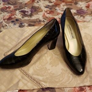 ANDREW Gellar Black Patent Leather Reptile EUC 7M